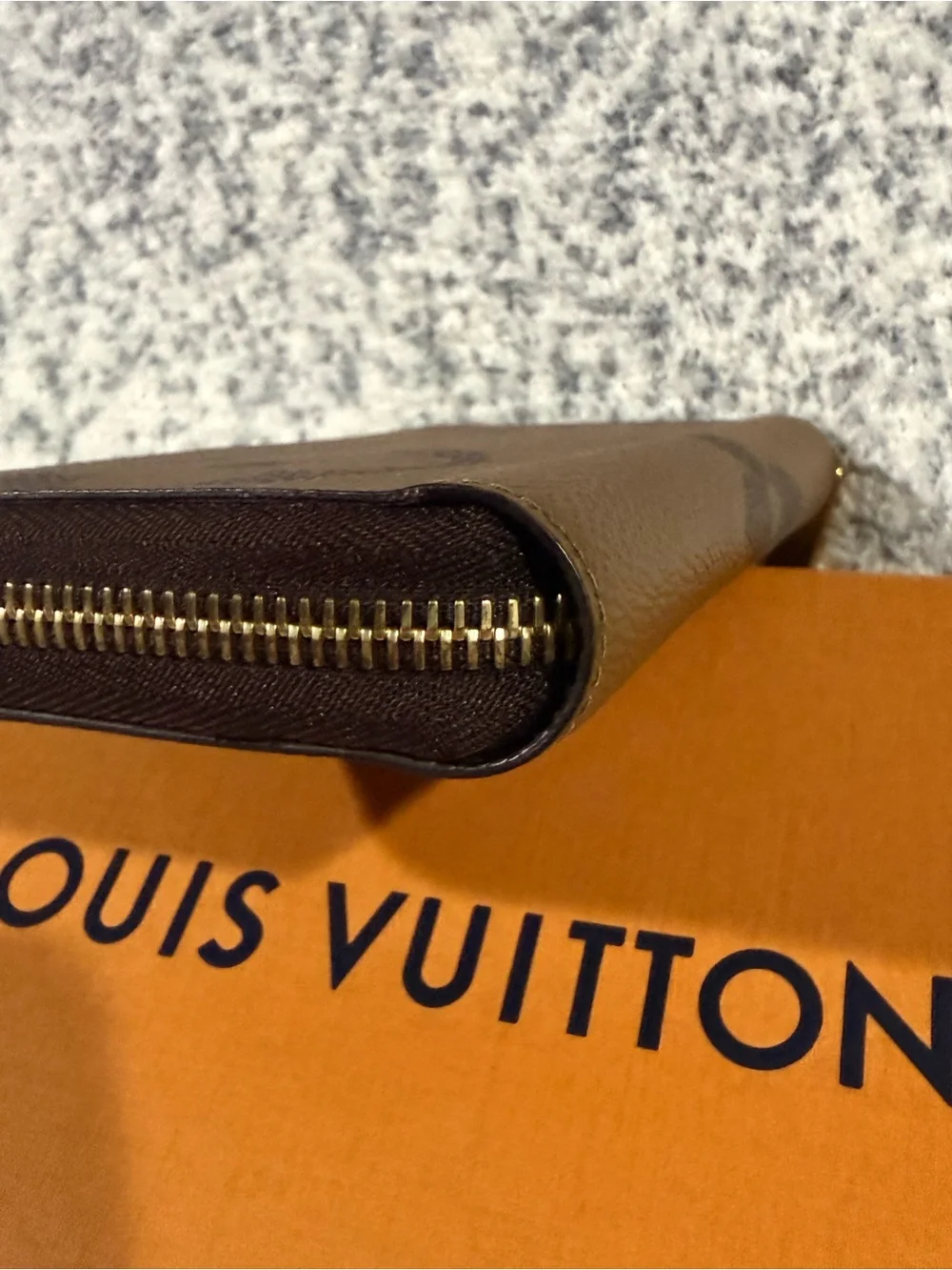 Zippy Wallet Reverse Monogram Giant - Louis Vuitton